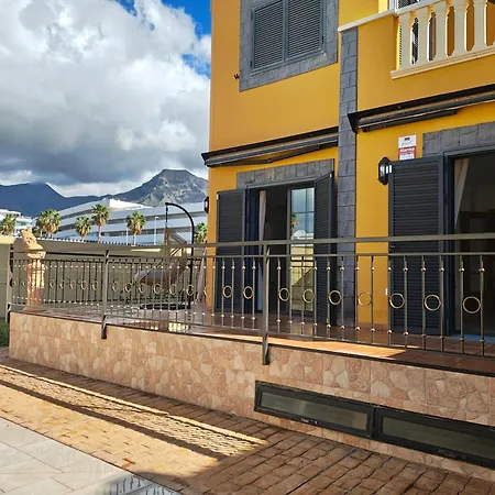 Sun And Townhouse El Duque Holiday home