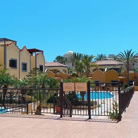 Sun And Townhouse El Duque アデヘ