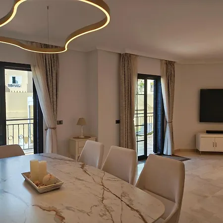 Сasa de vacaciones Sun And Townhouse El Duque