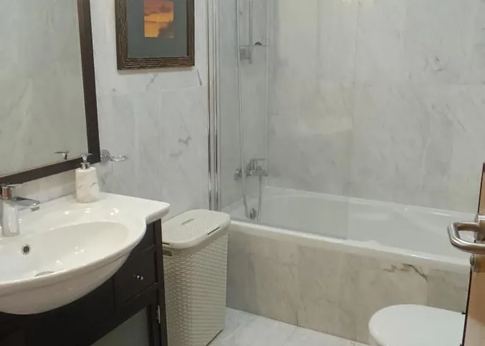 Sun And Townhouse El Duque Адехе