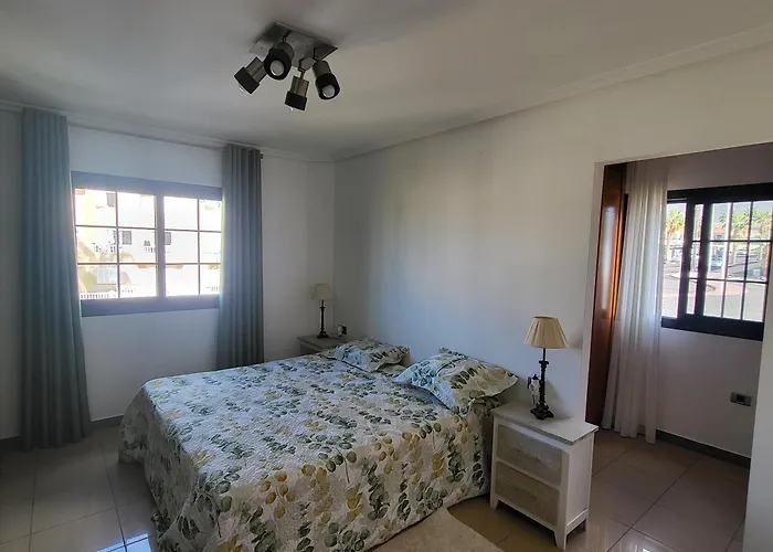 Sun And Townhouse El Duque * Адехе