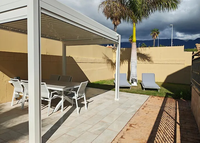 Будинок відпочинку Sun And Townhouse El Duque *