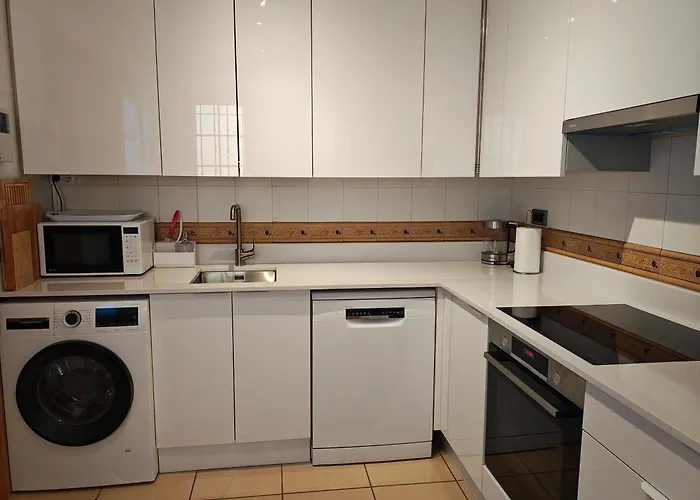 Sun And Townhouse El Duque Адехе